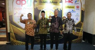 Bupati dan Perumda Air Minum Kebumen Raih 4 Penghargaan Best Human Capital Awards 2025 Bupati dan Perumda Air Minum Kebumen Raih 4 Penghargaan Best Human Capital Awards 2025